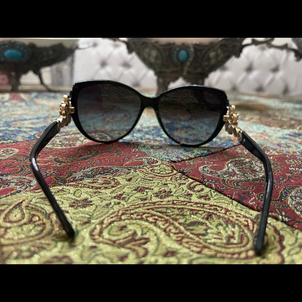 Bulgari sunglasses . - Picture 6 of 14